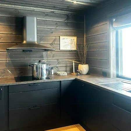Idyllic With Panoramic Mountain Views * Nerskogen